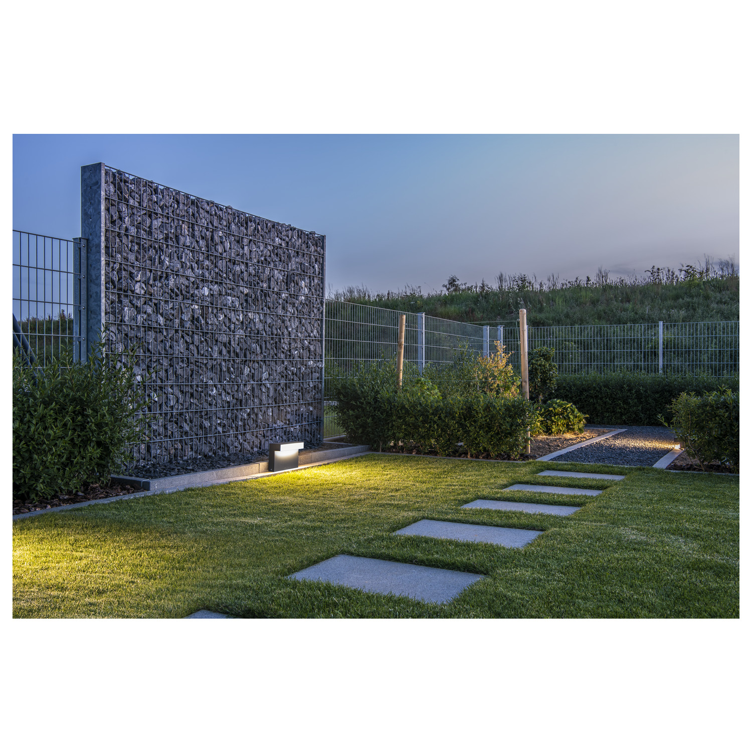 L-LINE OUT 30 FL Outdoor LED-golvlampa antracit CCT-switch 3000/400 - SLV | Bellalite
