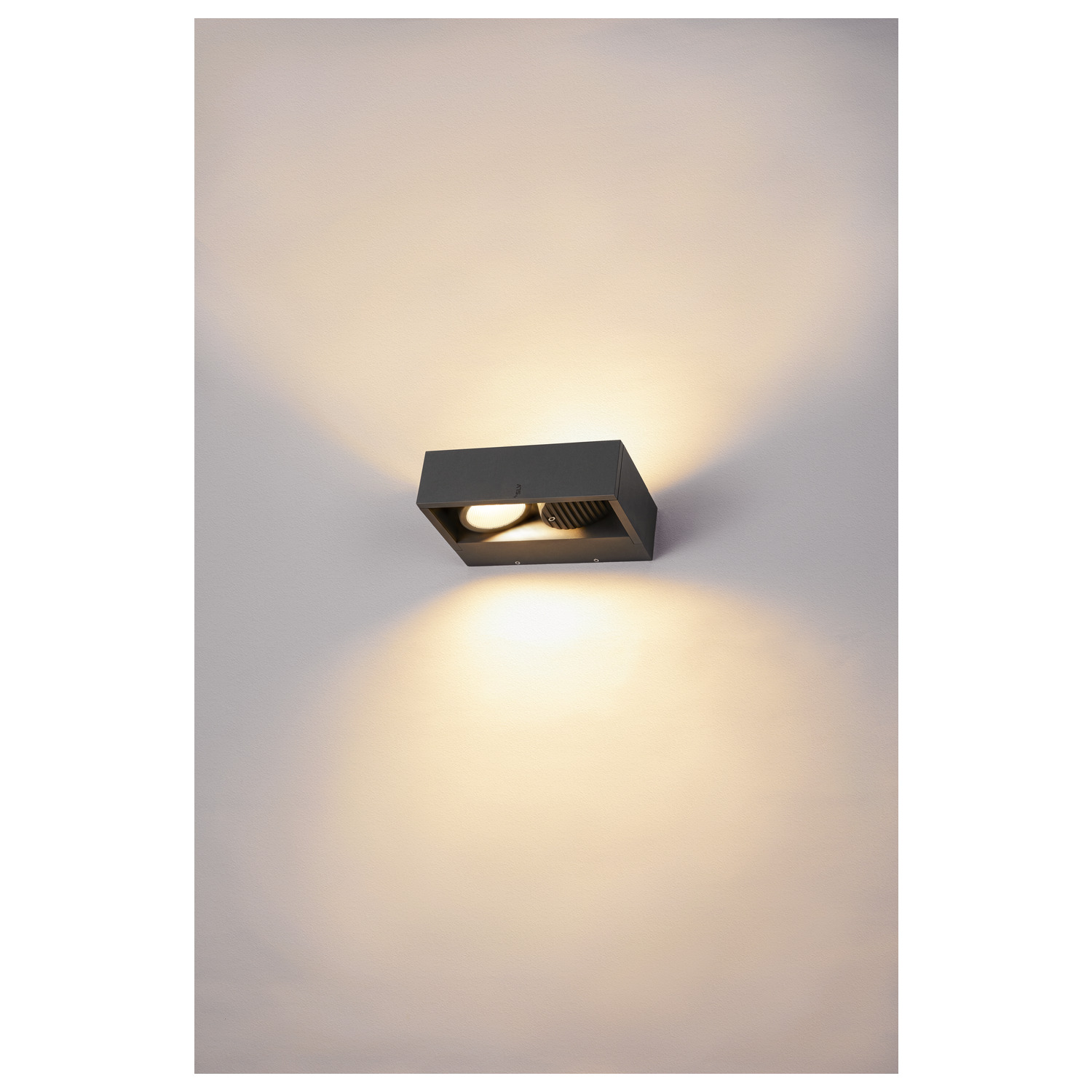 ESKINA FRAME WL double 27W 2200/2400lm 3000/4000K CRI80 95° - SLV | Bellalite