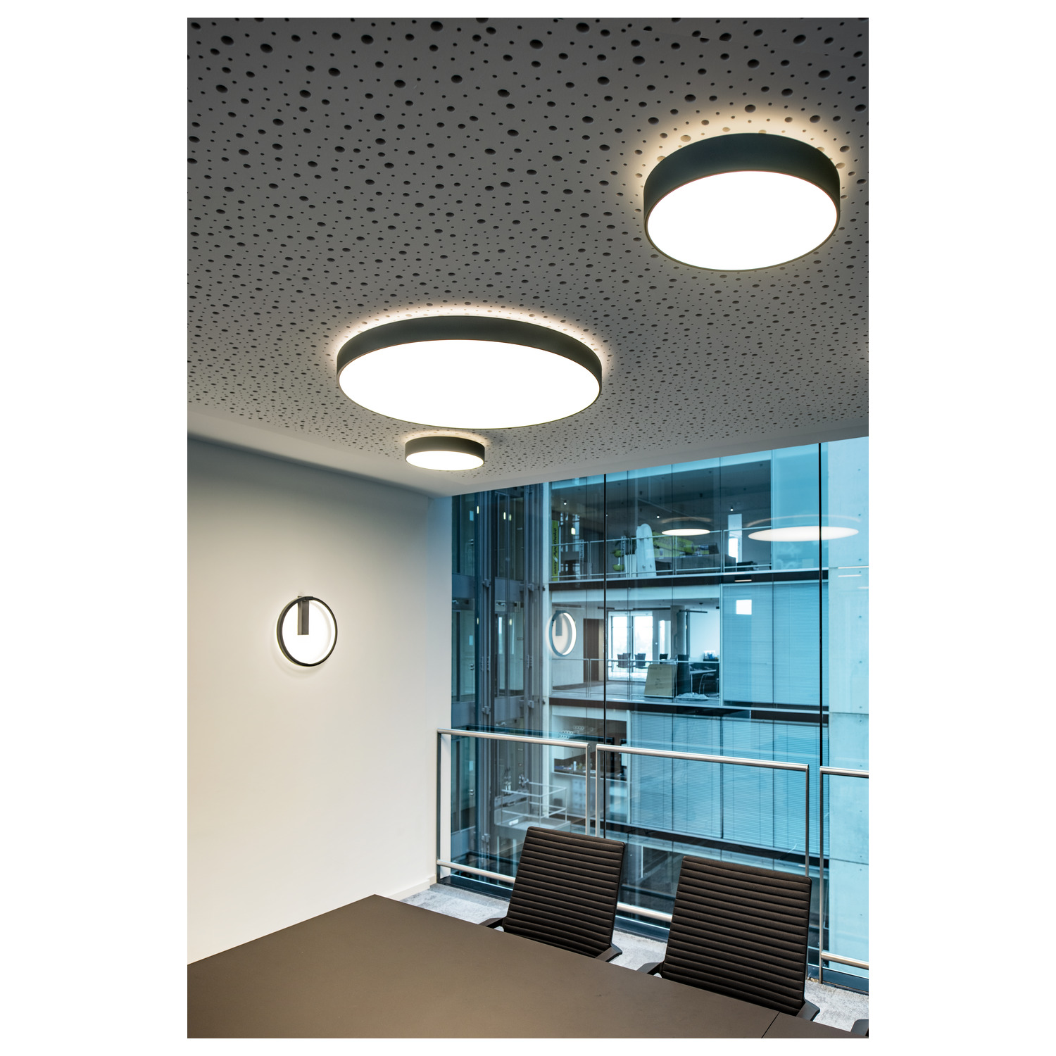 MEDO® PRO 90 Takmonterad lampa, rund, 3000/4000 K, 75 W, DALI,  - SLV | Bellalite
