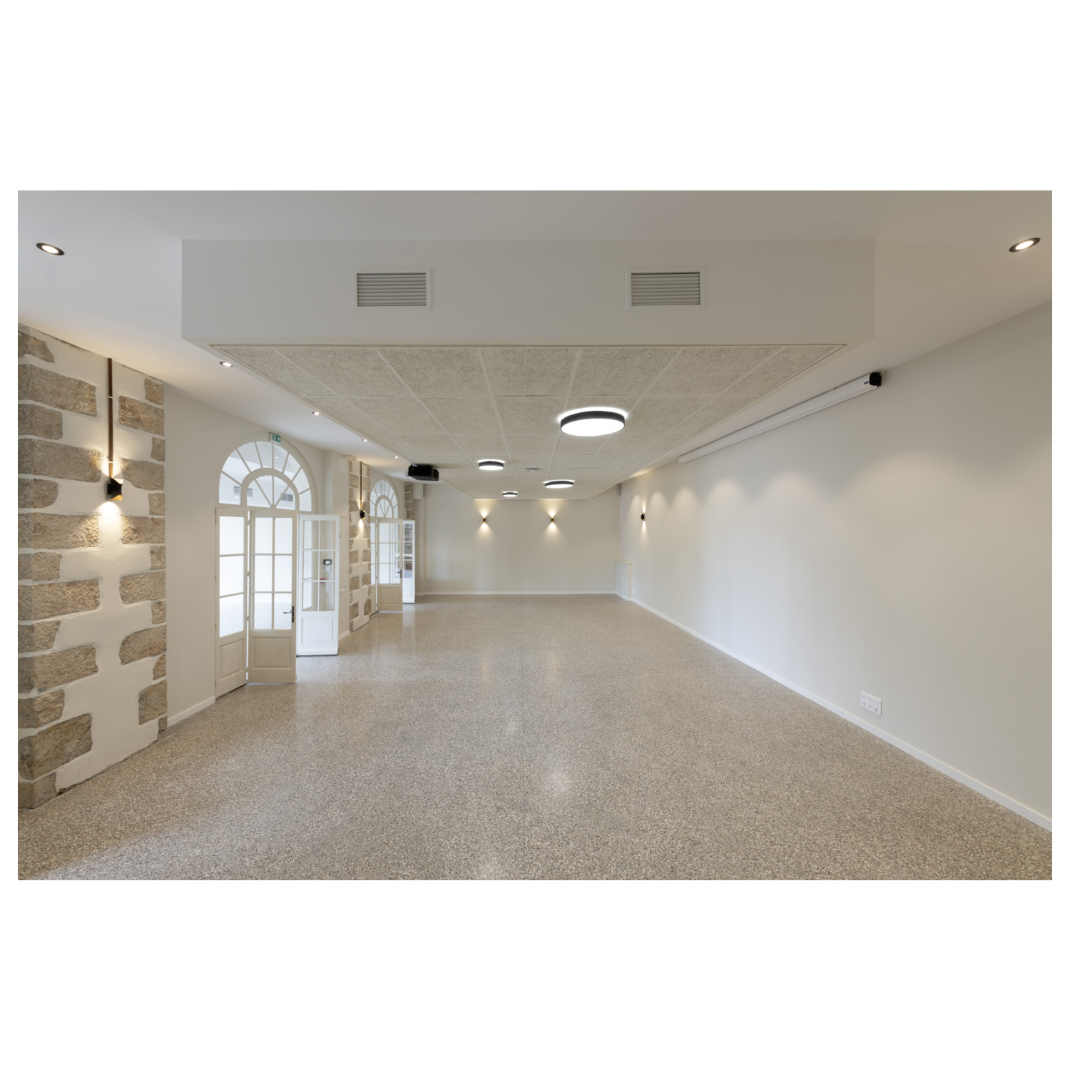 MEDO® PRO 90 Takmonterad lampa, rund, 3000/4000 K, 75 W, DALI,  - SLV | Bellalite