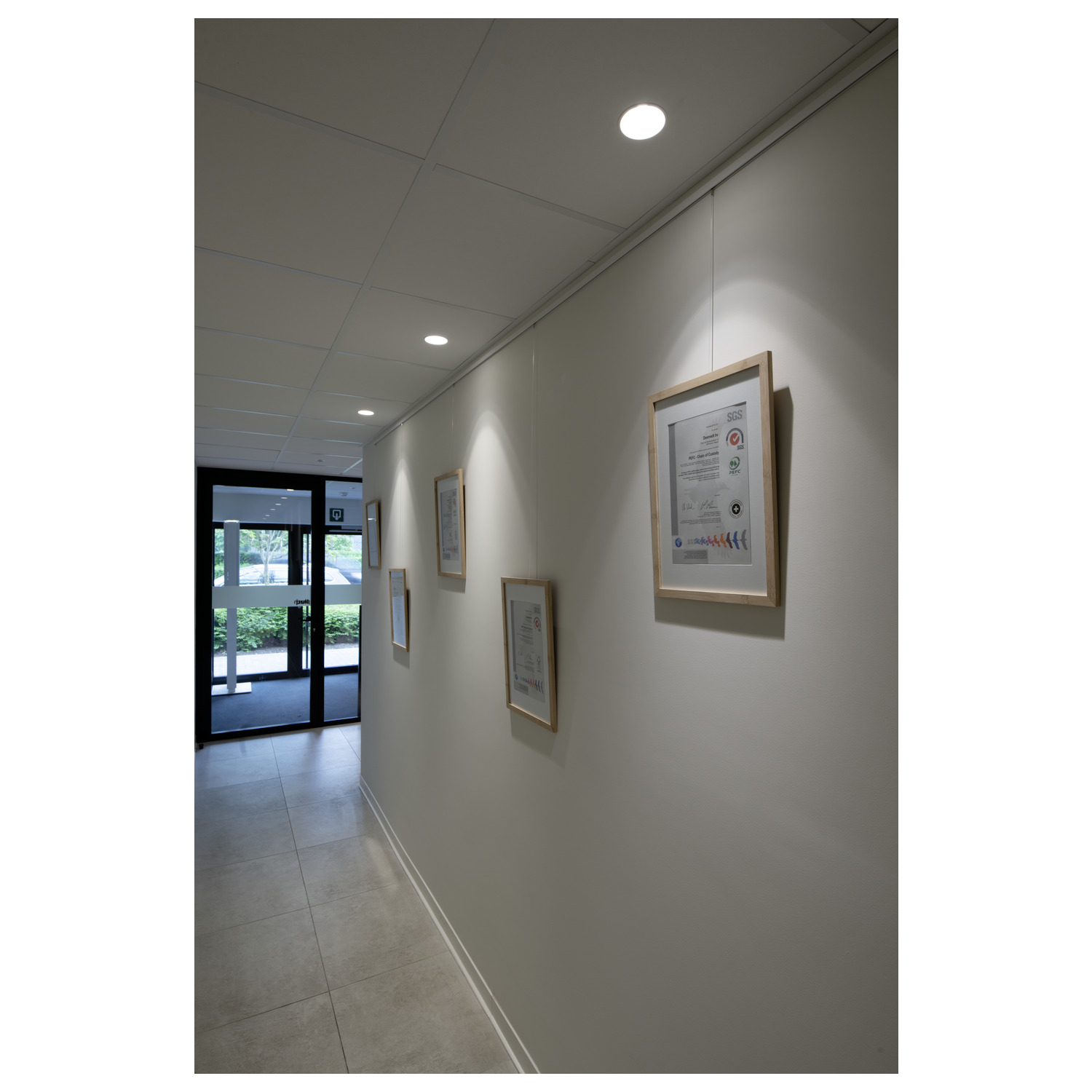 NEW TRIA UNIVERSAL 68 recessed ceiling light 2500/3000/4000K 38° IP 20 / - SLV | Bellalite