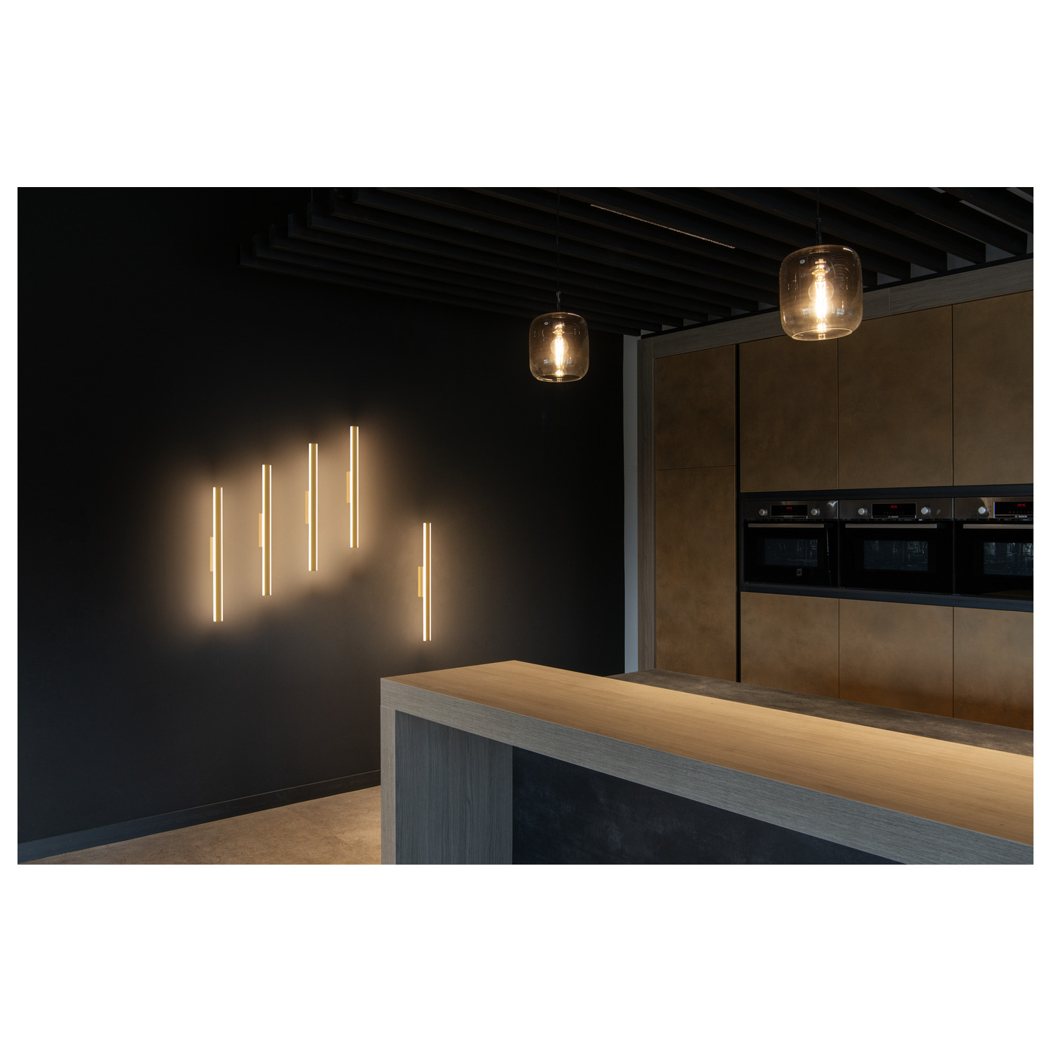 ONE LINEAR 50 Vägglampa, UPP/NED, 2700/3000 K, FAS, mässing - SLV | Bellalite