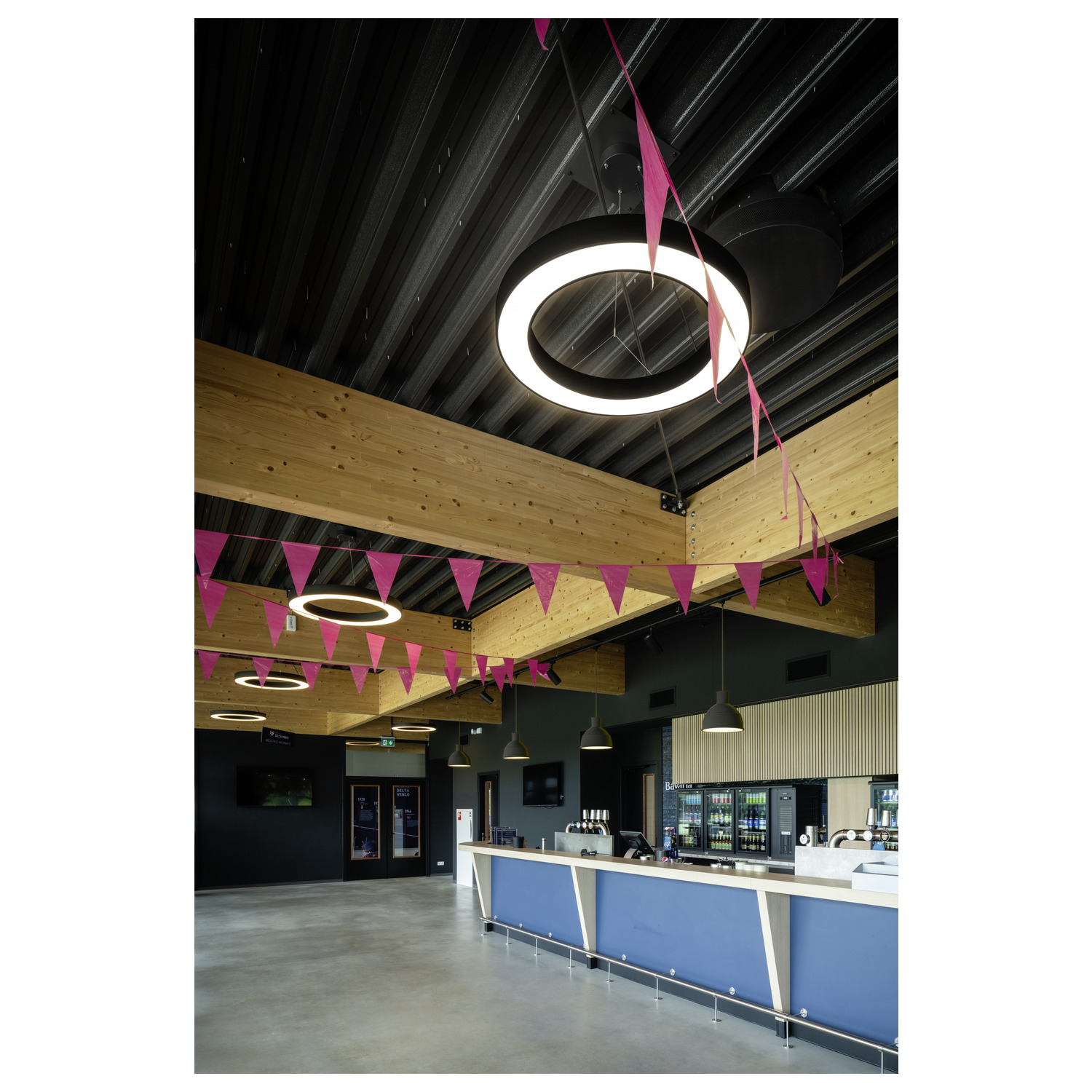 MEDO® RING 90 Hängande lampa, Pendellängd 300 cm, 3000/4000 K, 1 - SLV | Bellalite