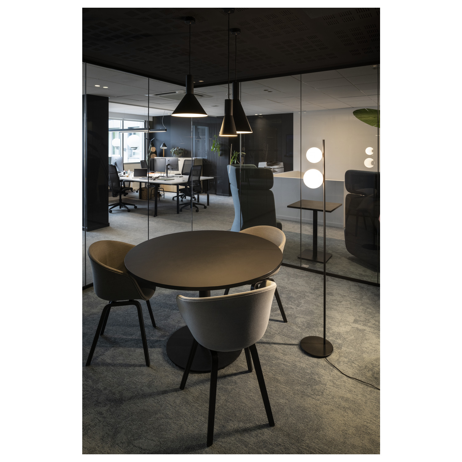 SUN FL G9, Golvlampa, rund, 1 x max. 5 W, IP20, svart - SLV | Bellalite