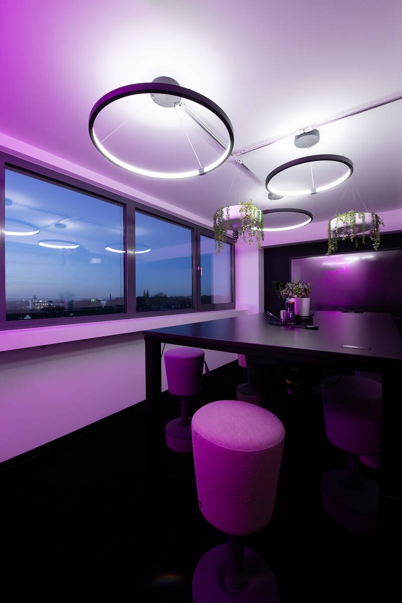 ONE 60 DALI
