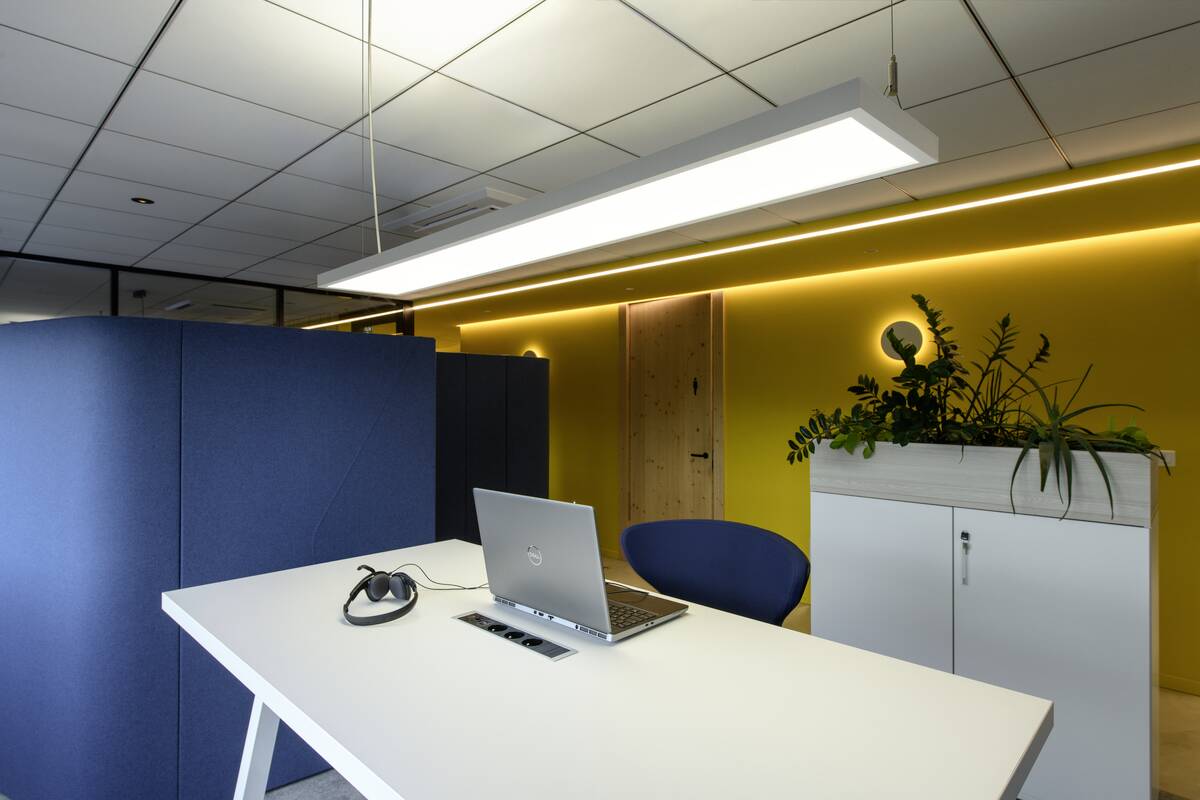 WORKLIGHT PRO 150
