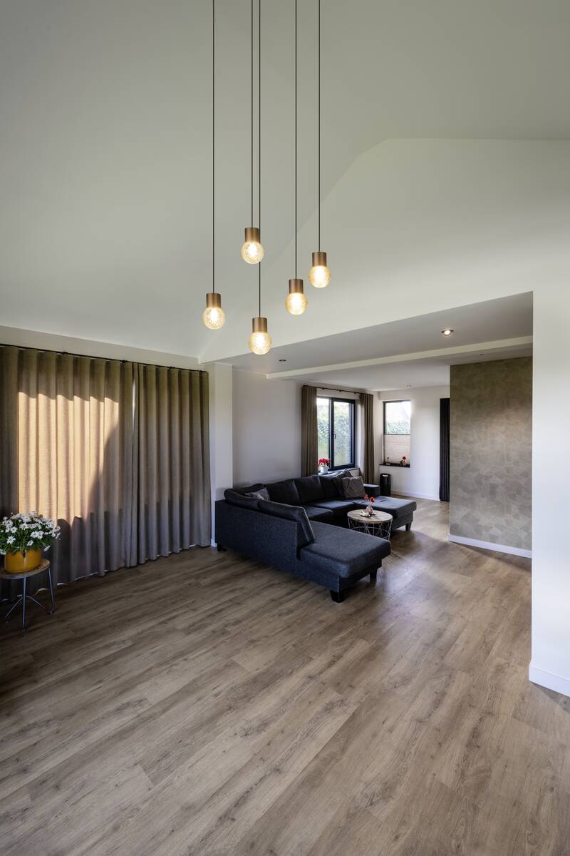 VARYT glass shade