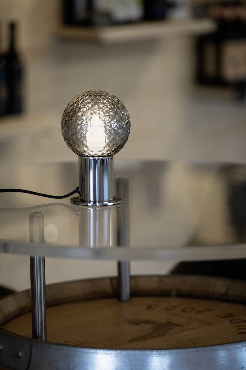 VARYT glass shade