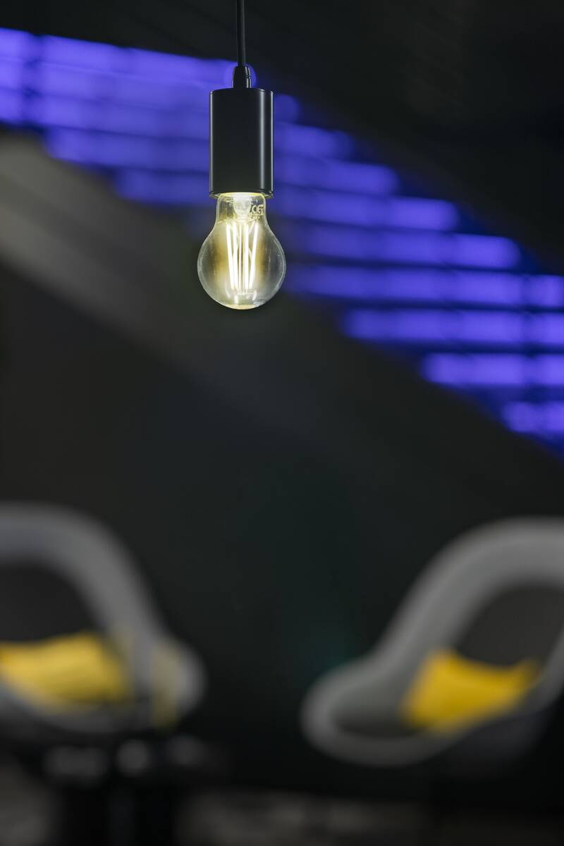 LED A60