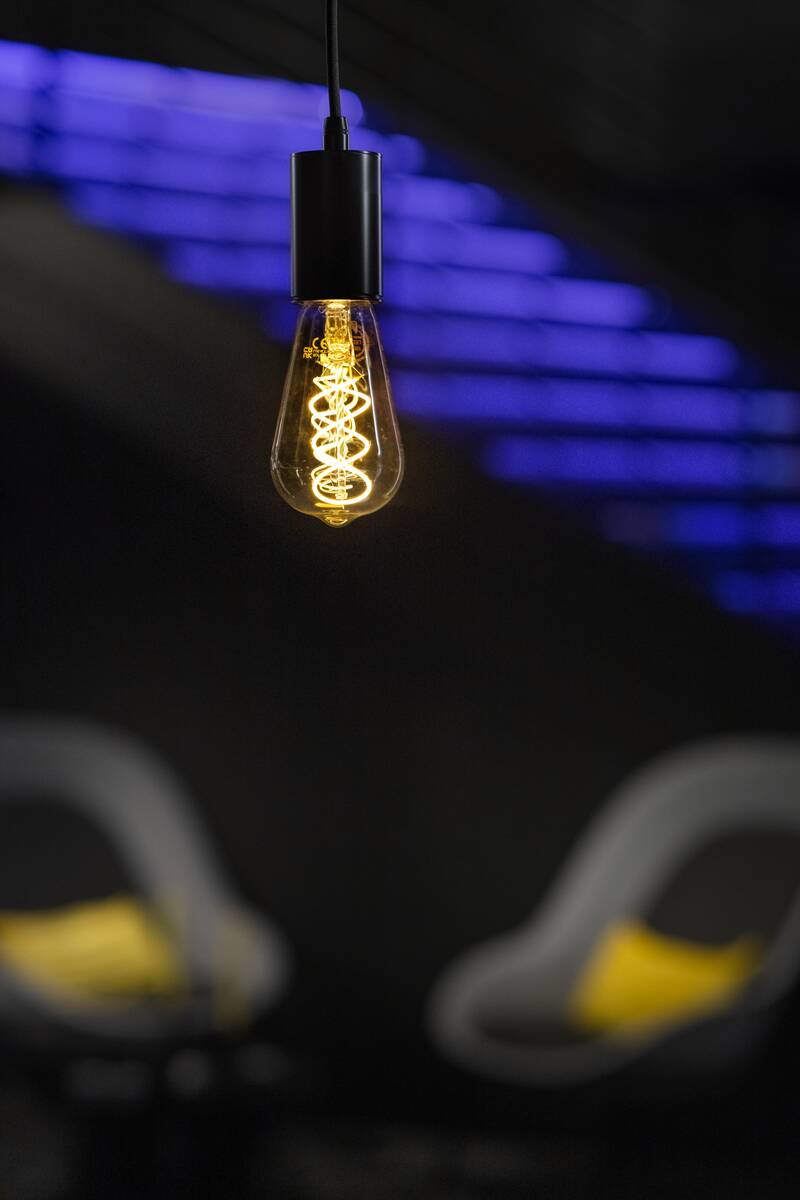 LED ST64