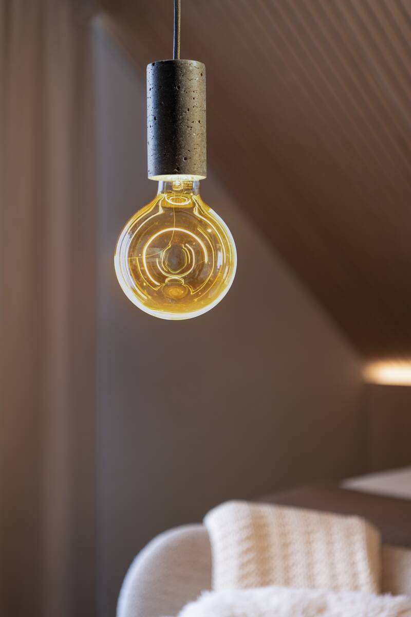 LED Illusion Globe 125 Crescent slanting